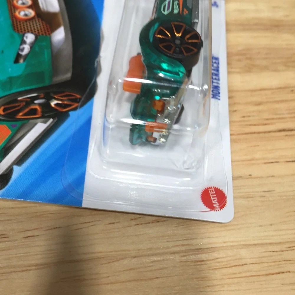 Hot Wheels Kids Toy Car X-Raycers Monteracer 63/250 1:64 Teal Orange